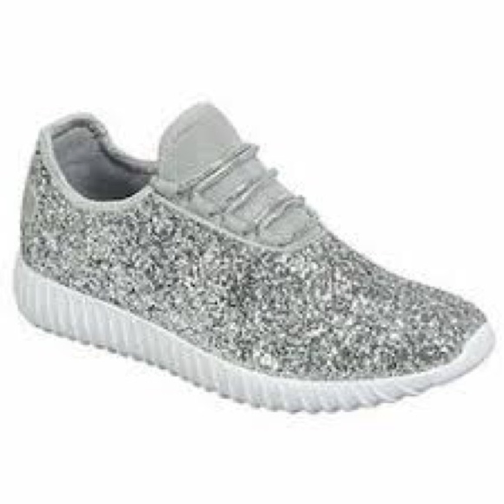 Forever silver sparkle shoes 7.5